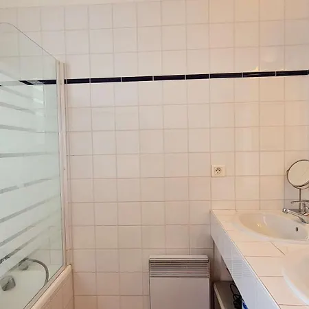 Charmante Avec Piscine لا كوردي سور مير