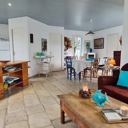 Charmante Avec Piscine لا كوردي سور مير