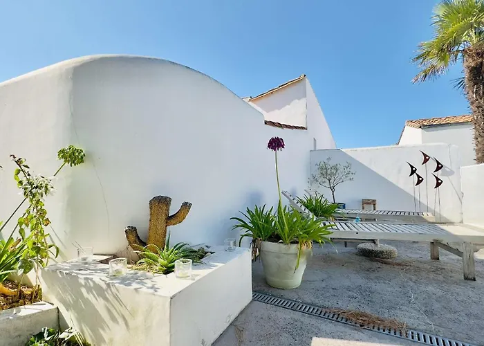 Charmante Avec Piscine