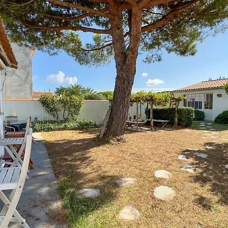 Charmante Avec Piscine La Couarde-sur-Mer