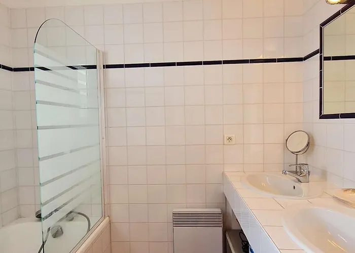 Charmante Avec Piscine La Couarde-sur-Mer