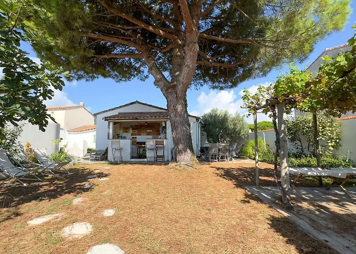 Charmante Avec Piscine